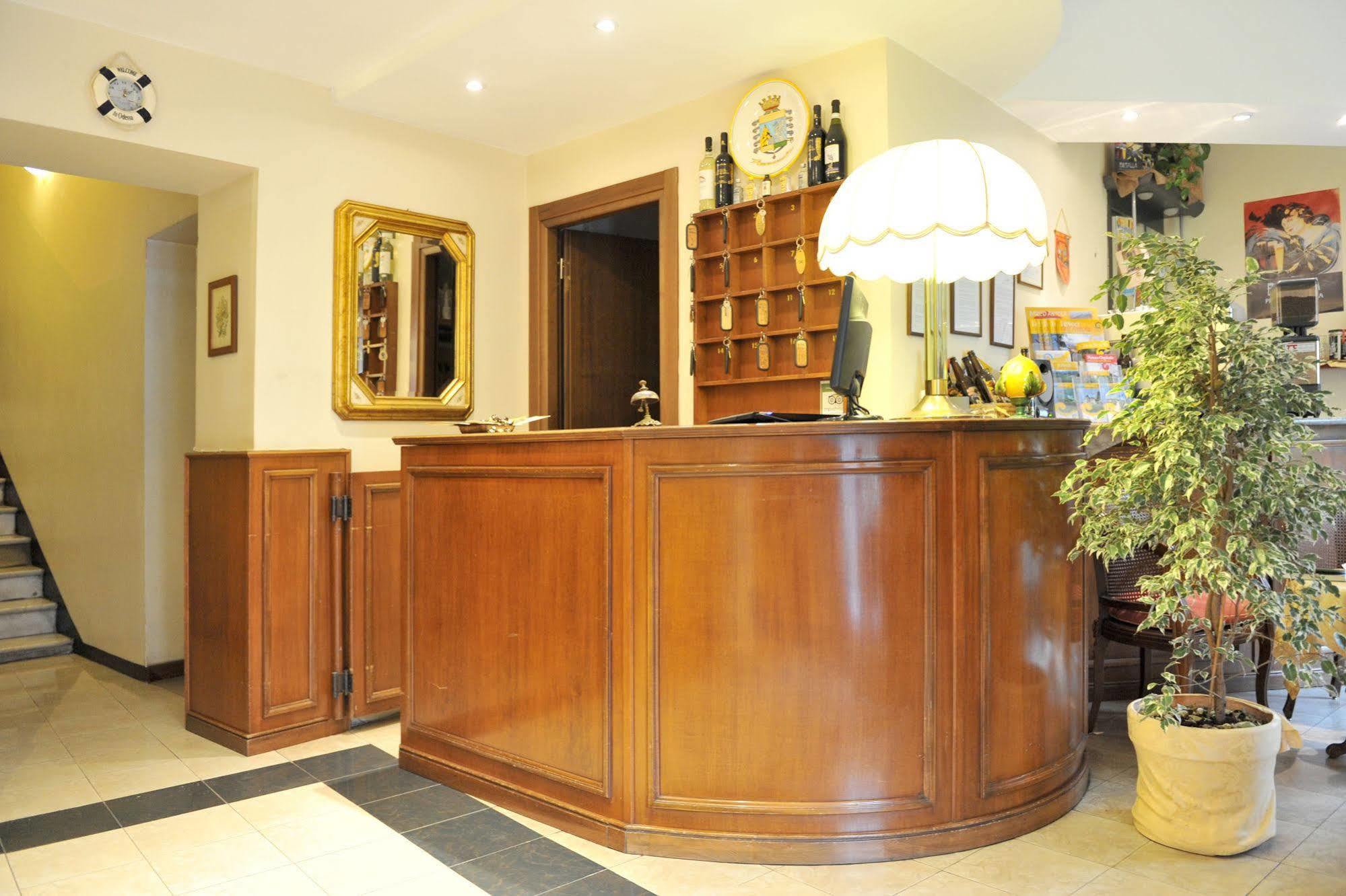 Albergo Birra Savignone Екстер'єр фото
